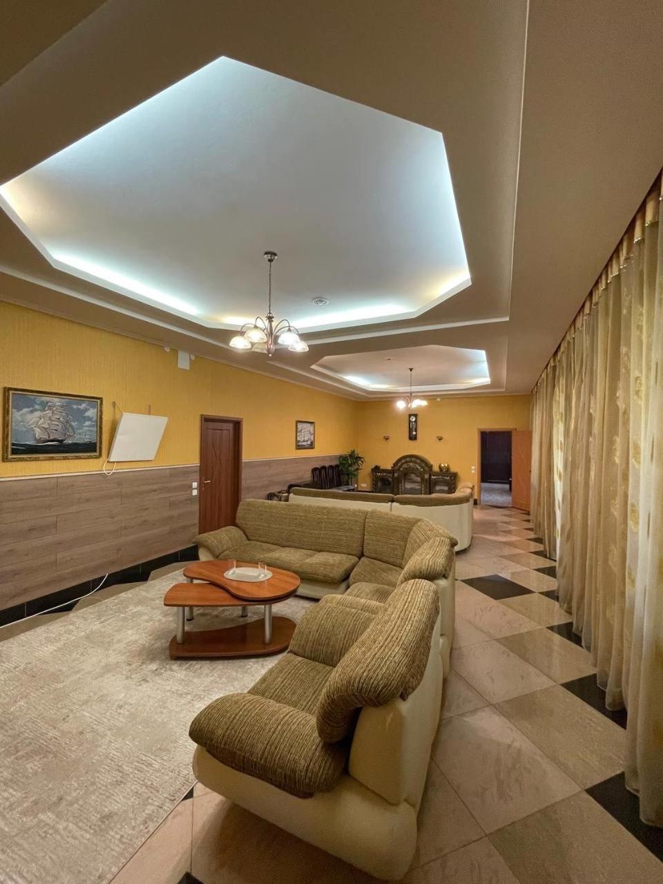 Shanyrak Hotel Temirtau Extérieur photo