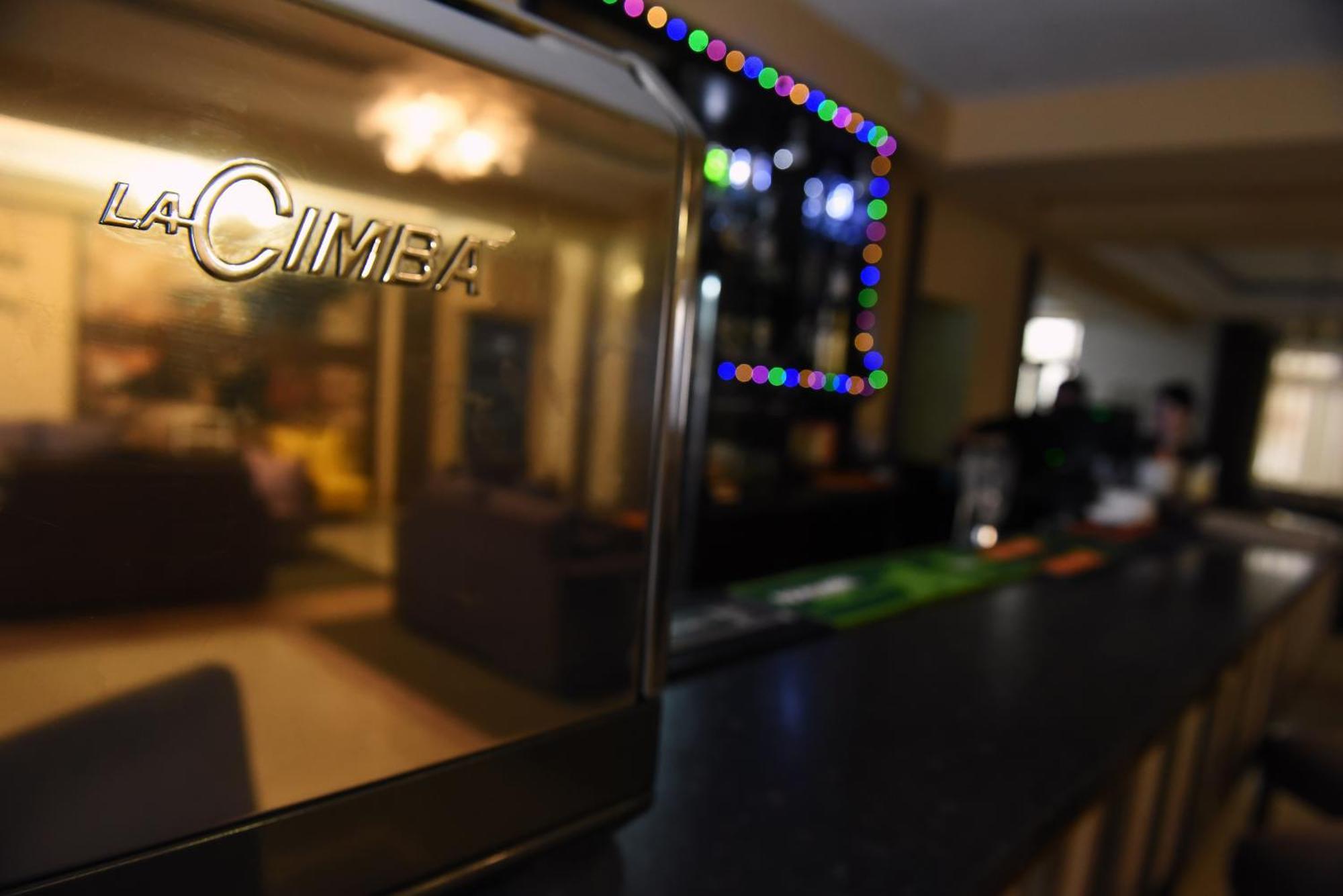 Shanyrak Hotel Temirtau Extérieur photo